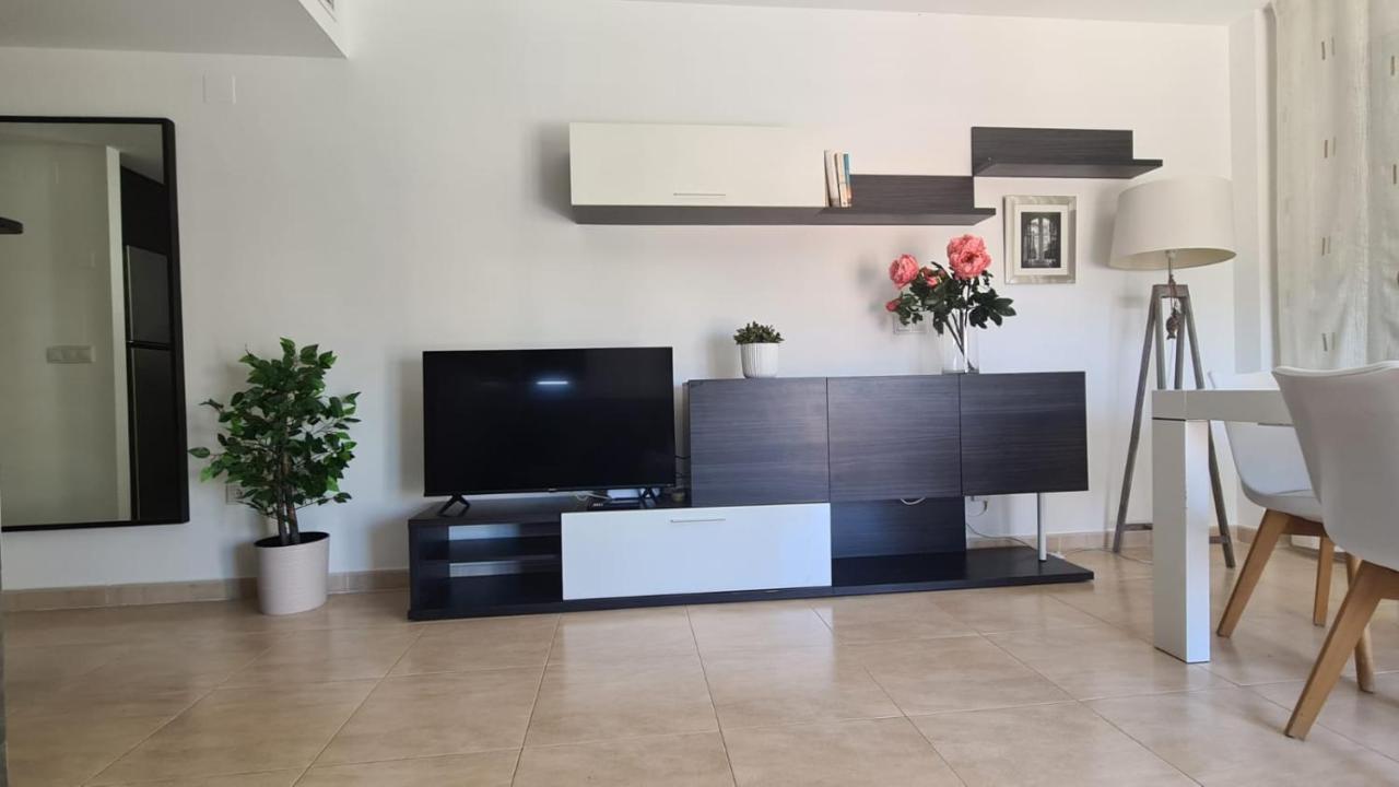 Oliva Moon Apartment Bagian luar foto