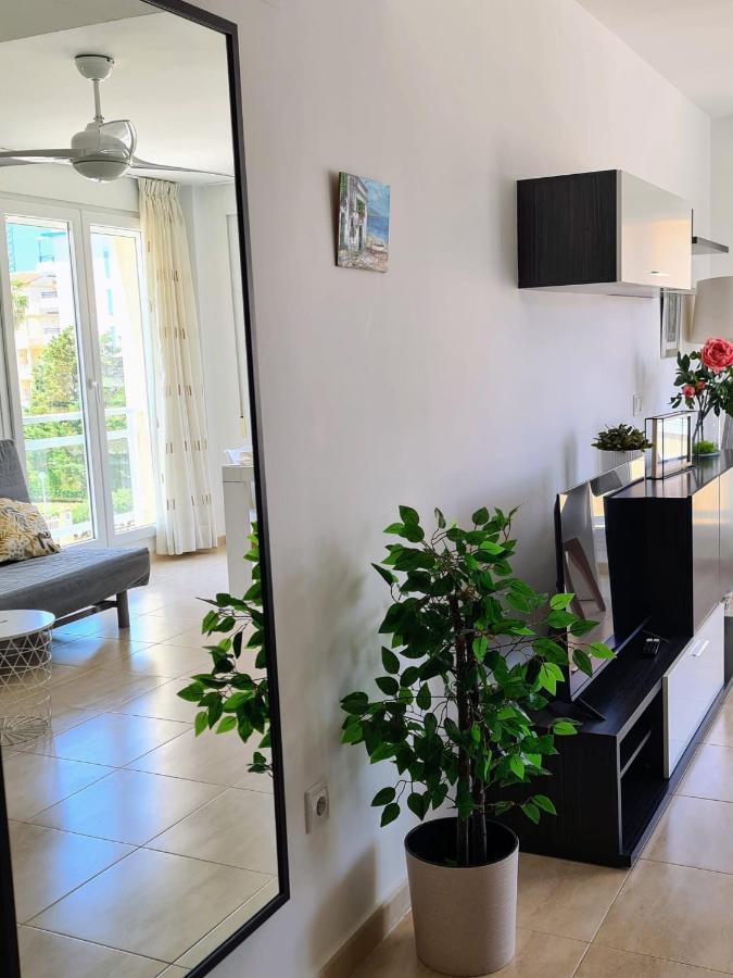 Oliva Moon Apartment Bagian luar foto